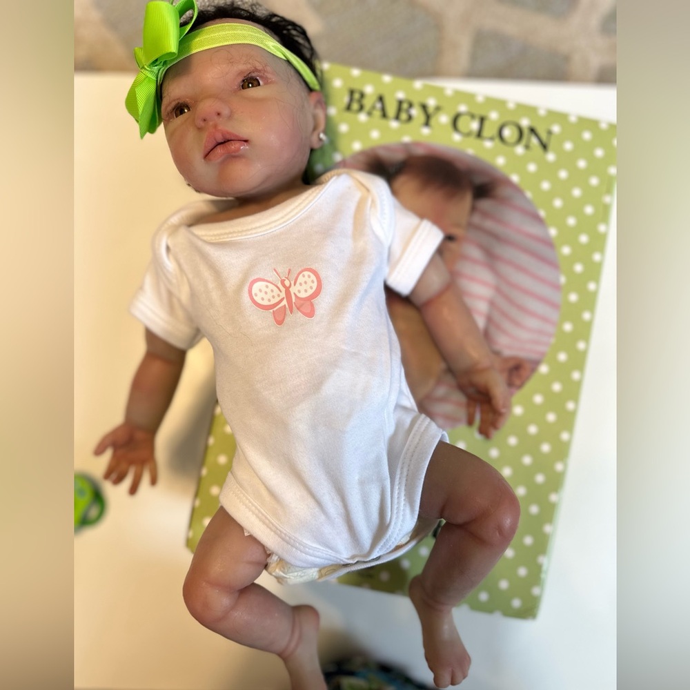 BABYCLON LUXURY SILICONE MICRO NEWBORN CHIP DRINKS/WETS REALISTIC BABY GIRL DOLL